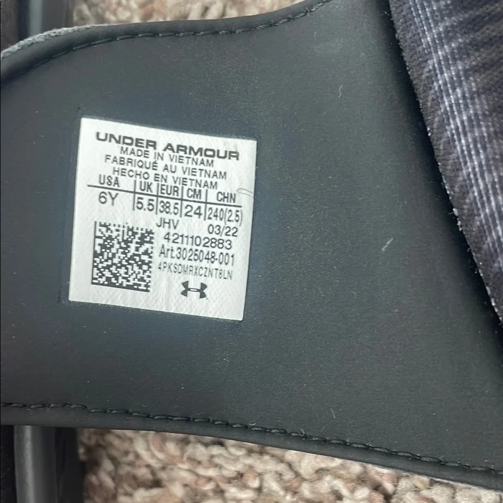 Youth Under Armour Black Slide Sandals